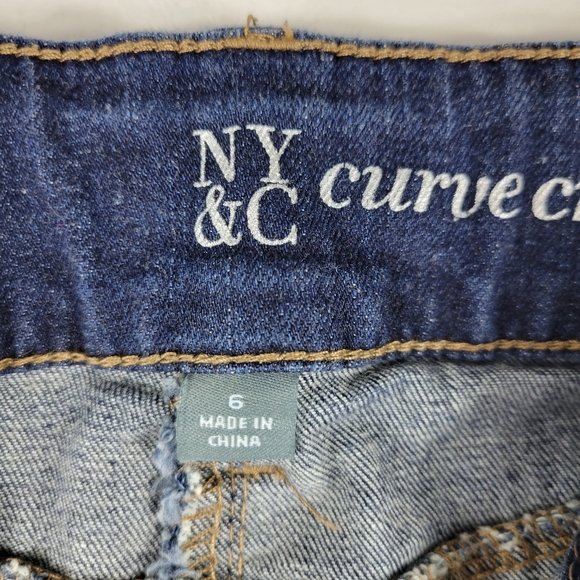 New york & Company Curve Creator Cuffed Mid Rise Skinny Jeans - Picture 6 of 9